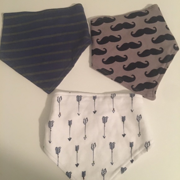 Baby bibs NWOT - Picture 6 of 8